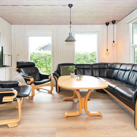 9 Person Holiday Home In Juelsminde Sonderby  Экстерьер фото