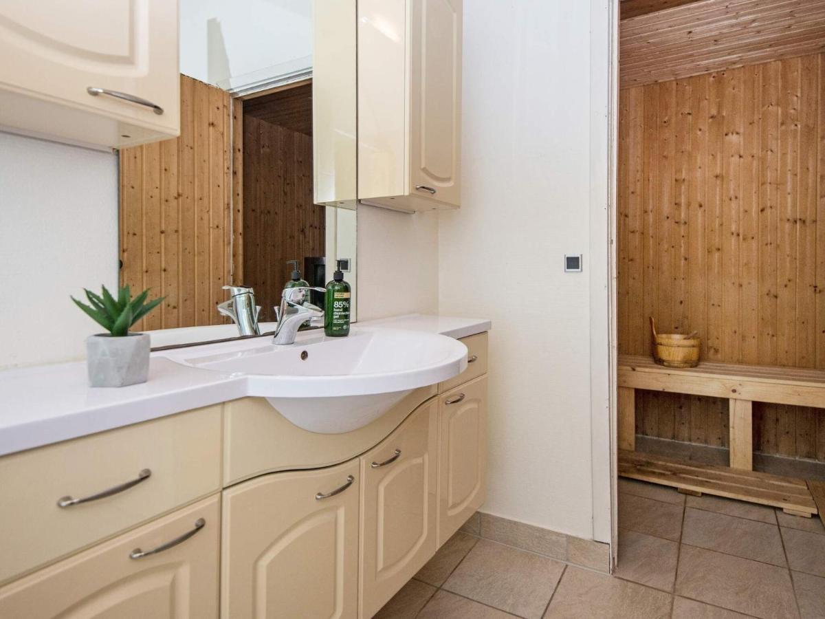 9 Person Holiday Home In Juelsminde Sonderby  Экстерьер фото