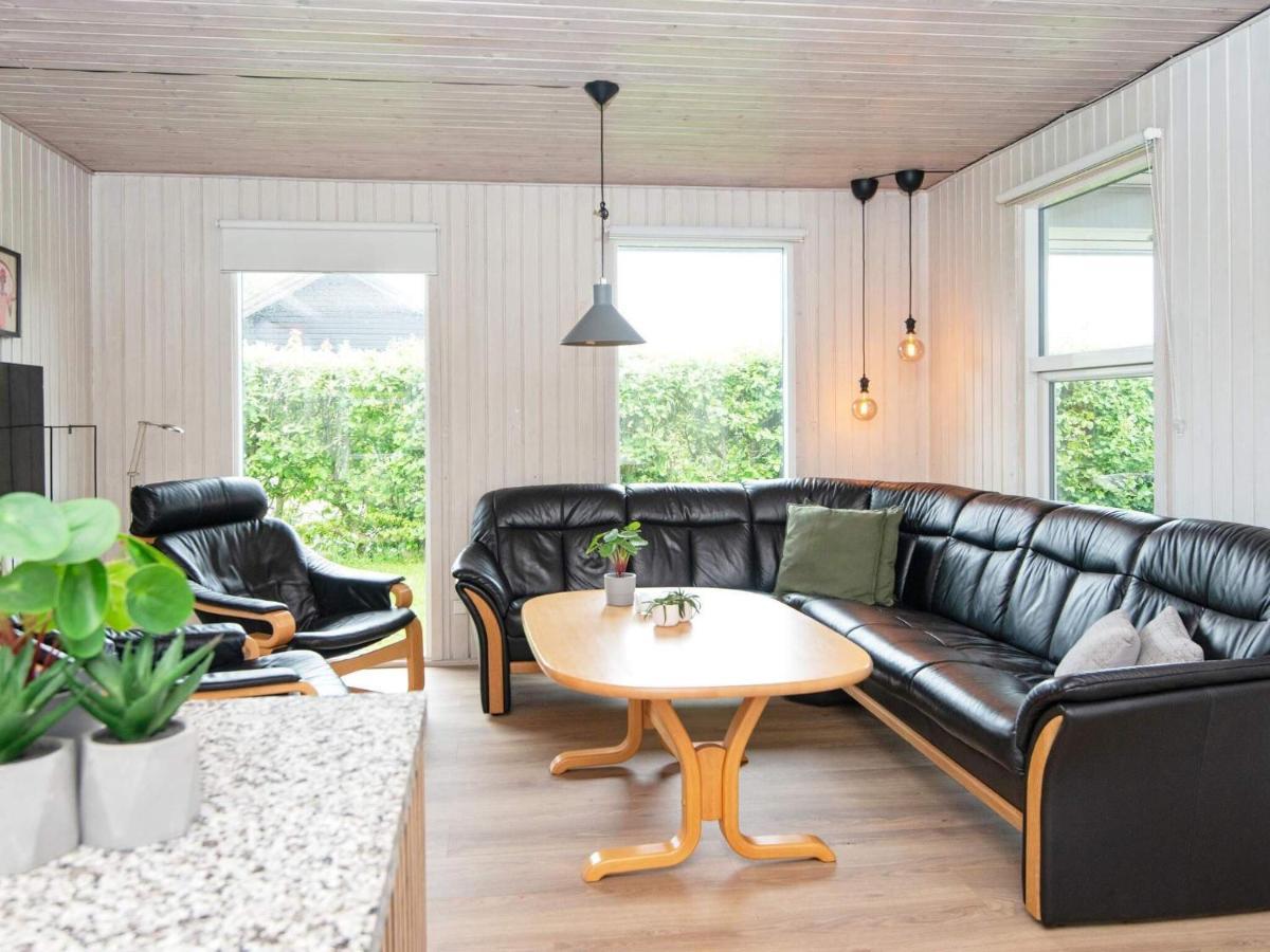 9 Person Holiday Home In Juelsminde Sonderby  Экстерьер фото