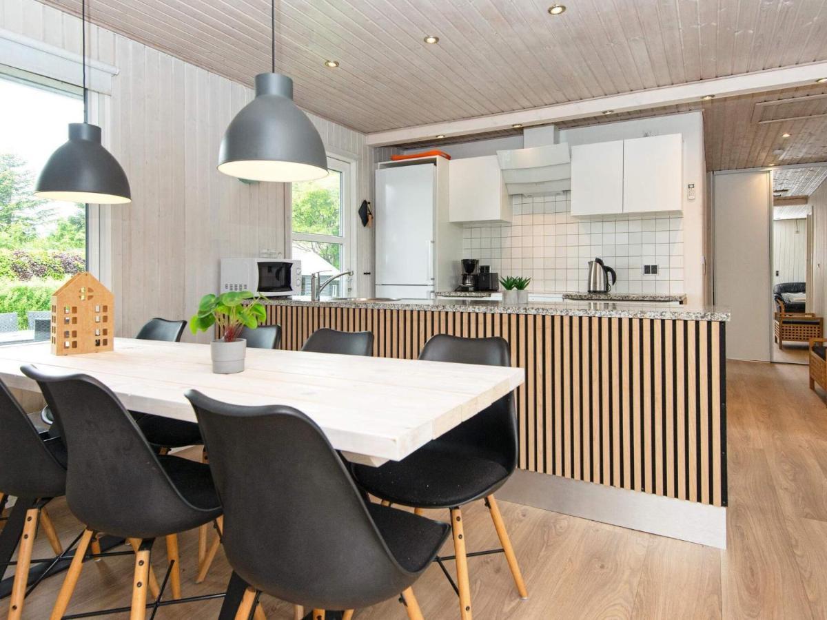 9 Person Holiday Home In Juelsminde Sonderby  Экстерьер фото